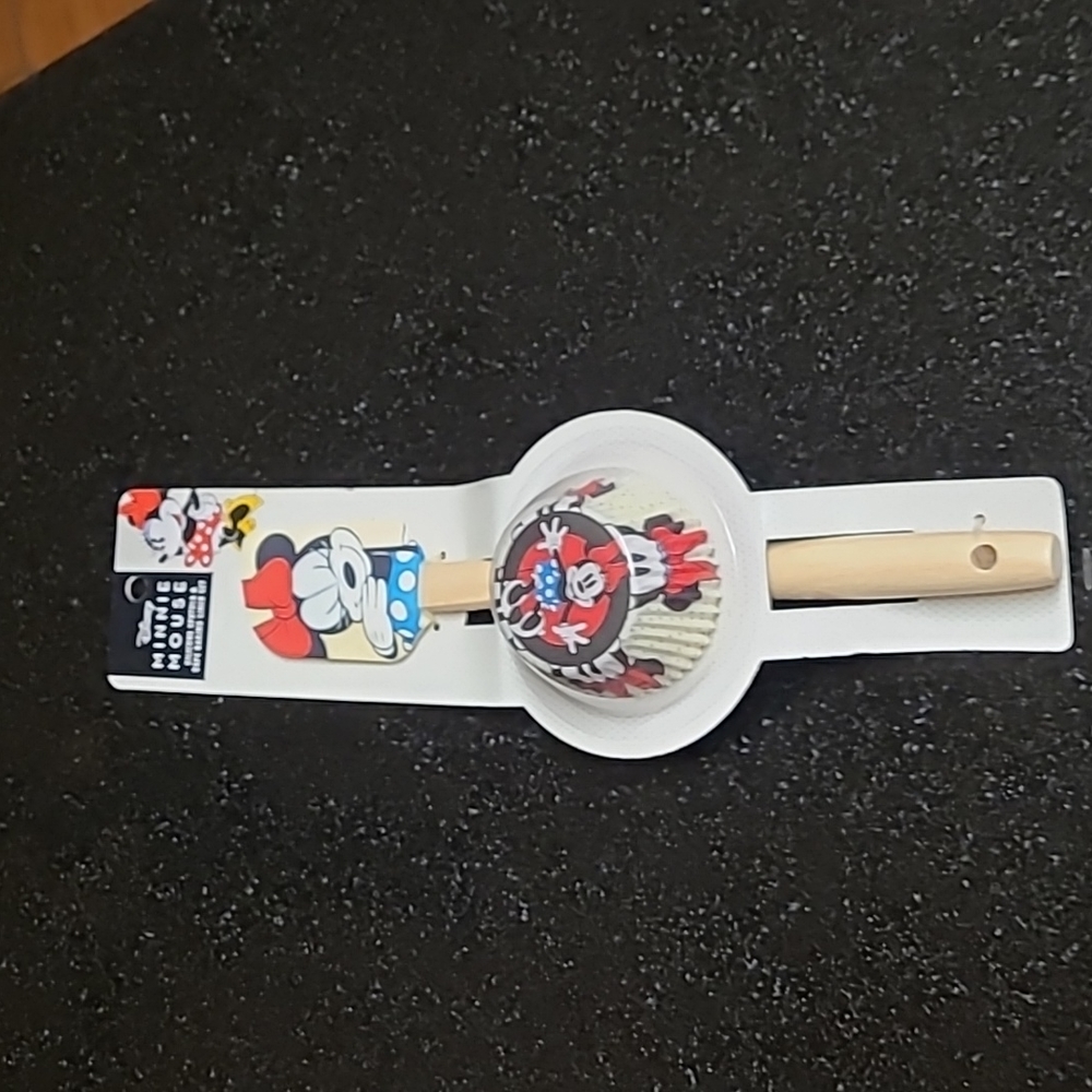 Minnie Mouse Spatula & Baking Liner Set